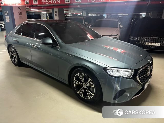 Mercedes-Benz E-Class W214 2025 Небесно-голубой из Кореи, фото 6