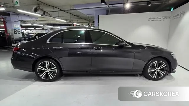 Mercedes-Benz E-Class W213 id 2890365 из Кореи 13