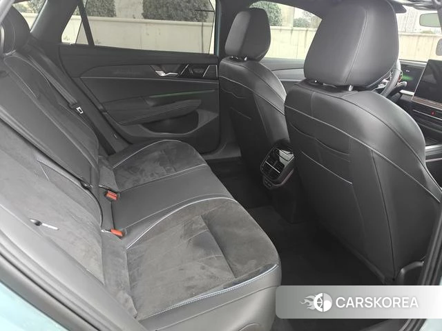 Volkswagen Passat id 3890779 из Китая 18