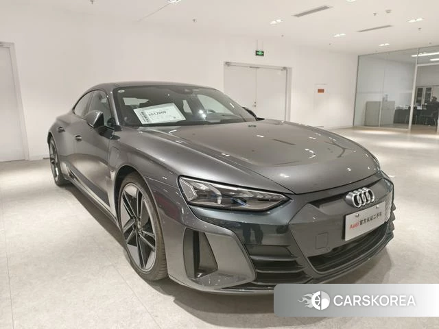 Audi e-tron GT 2024 Темно-серый из Китая, фото 3