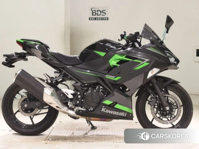 Проданный Kawasaki NINJA 400 2023 из Японии
