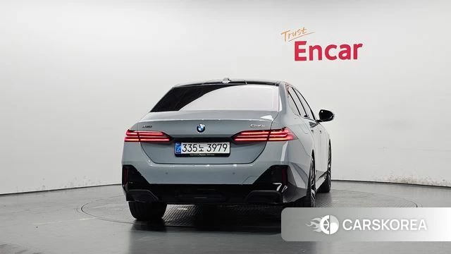 BMW 5 Series (G60) id 4480049 из Кореи 23