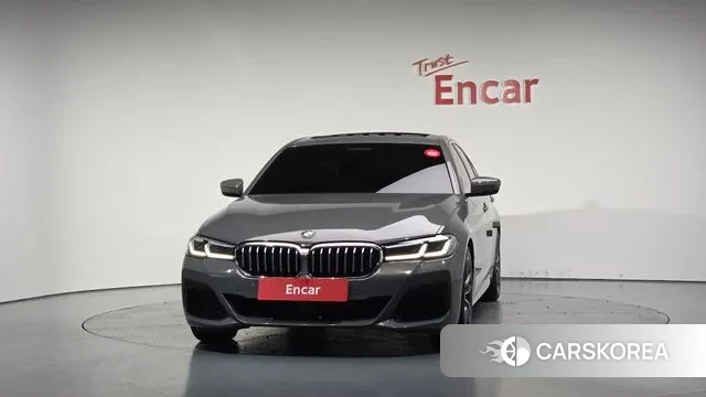 BMW 5 Series (G30) id 3225726 из Кореи 13