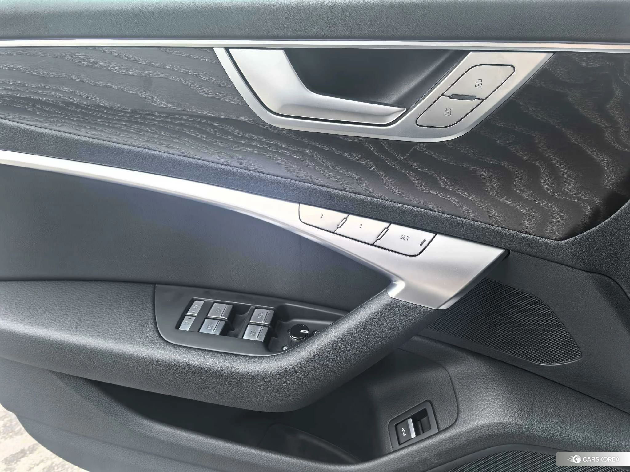 Audi A6L id 4498502 из Китая 21