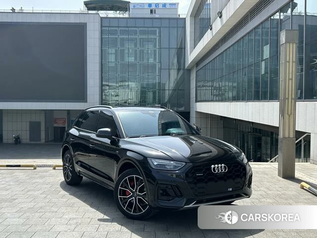 Audi Q5L 2025 Черный из Китая, фото 3
