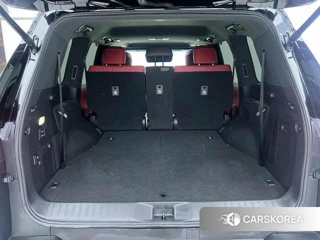 Lexus LX id 4263384 из Китая 23