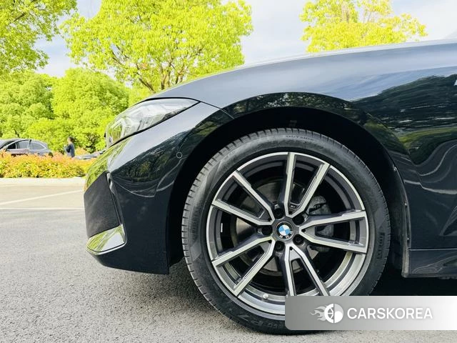 BMW 3 series 2023 Черный из Китая, фото 6