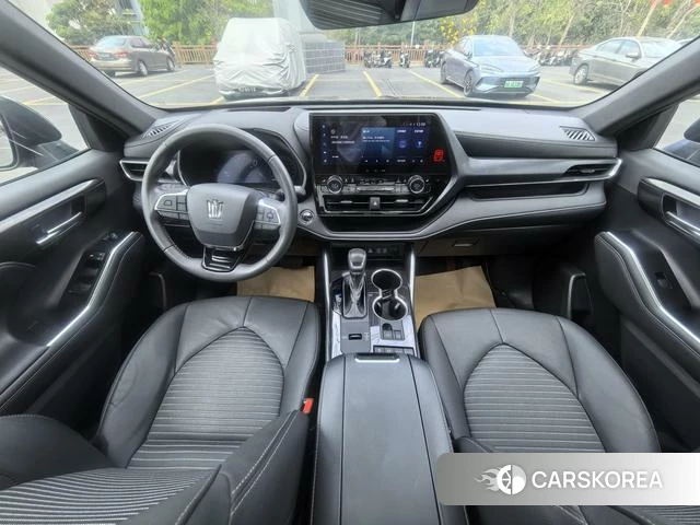 Toyota Crown Lufang id 4262260 из Китая 16