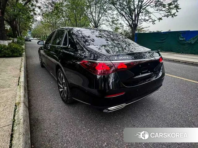 Mercedes-Benz E-class id 4300295 из Китая 16