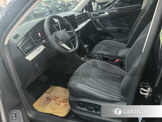 Volkswagen Tiguan L 2022 Черный из Китая, фото 3