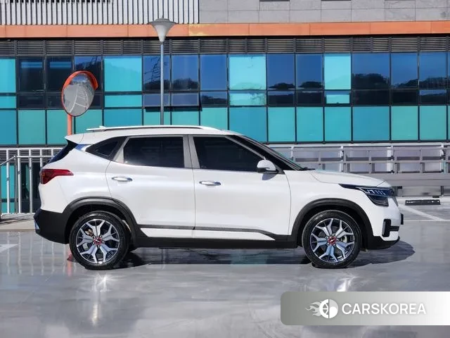 Kia Seltos id 3421155 из Кореи 13