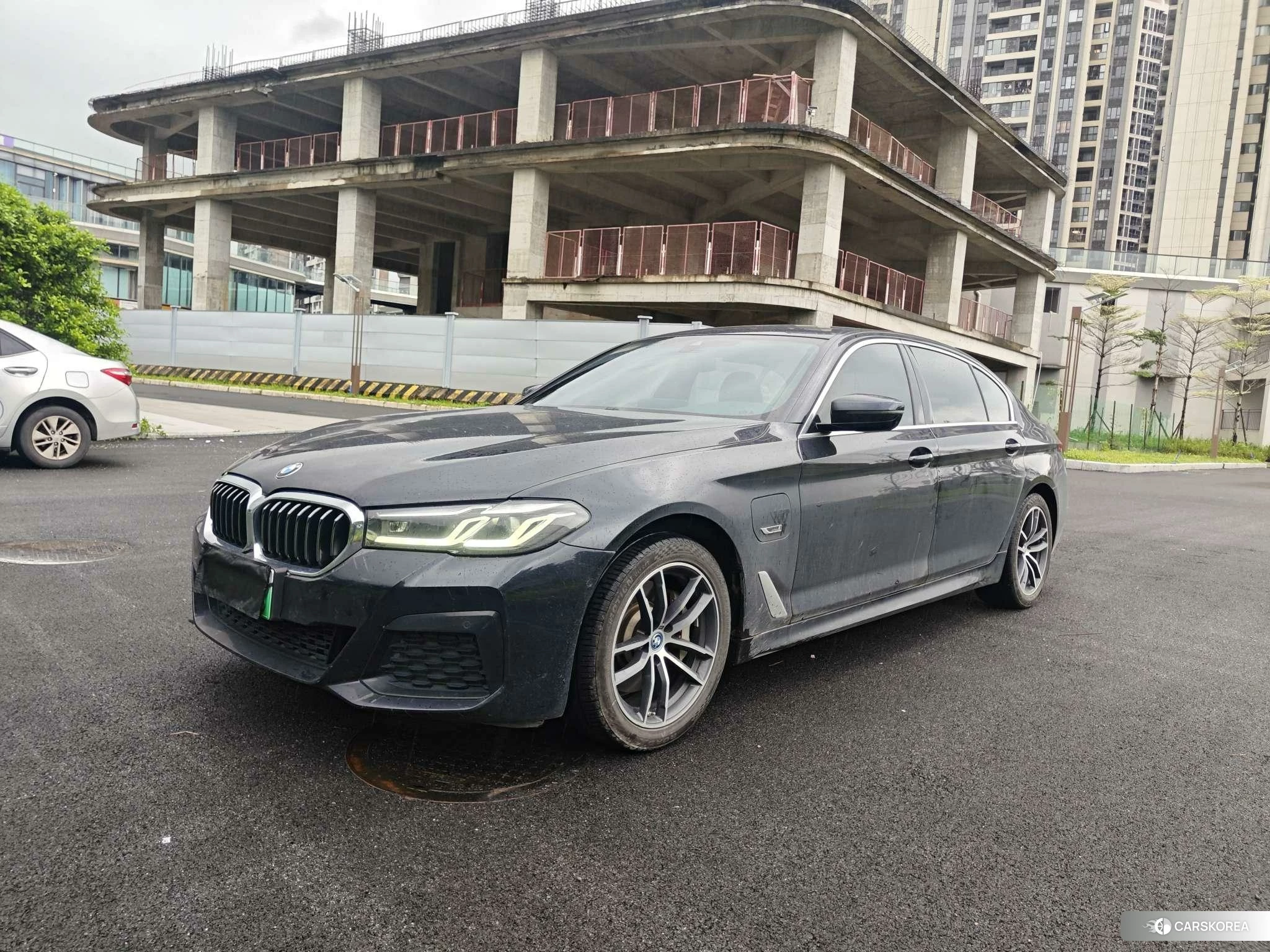 BMW 5 series PHEV 2021 Черный из Китая, фото 3