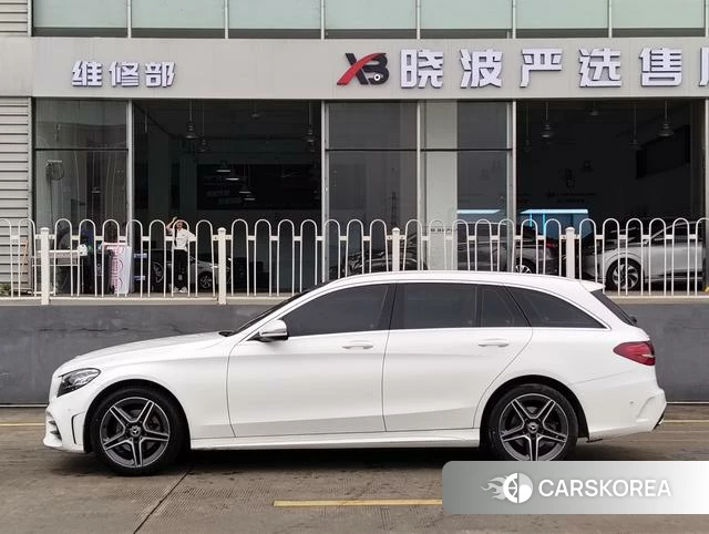 Mercedes-Benz Class C (imported) 2021 Белый из Китая, фото 3