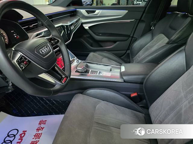 Audi A6L 2022 Черный из Китая, фото 3