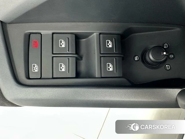 Audi Q3 Sportback id 4263338 из Китая 12