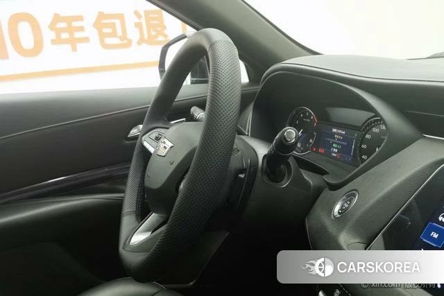 Cadillac XT4 id 4210139 из Китая 17