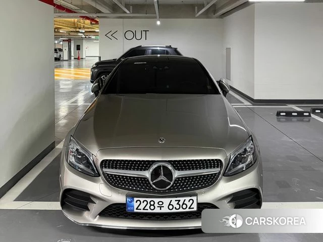 Mercedes-Benz C-Class W205 2023 Песочный из Кореи, фото 3