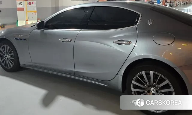 Maserati Ghibli 2022 Серебряный из Кореи, фото 3