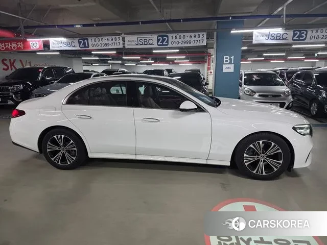 Mercedes-Benz E-Class W214 id 3425257 из Кореи 11