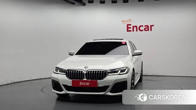 BMW 5 Series (G30) id 3058476 из Кореи 13