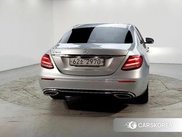 Mercedes-Benz E-Class W213 id 4366421 из Кореи 13