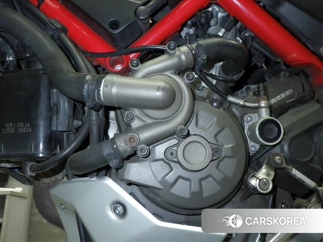 Engine photo