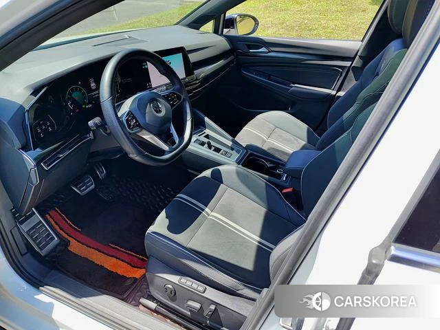 Volkswagen Golf 2021 Белый из Китая, фото 3