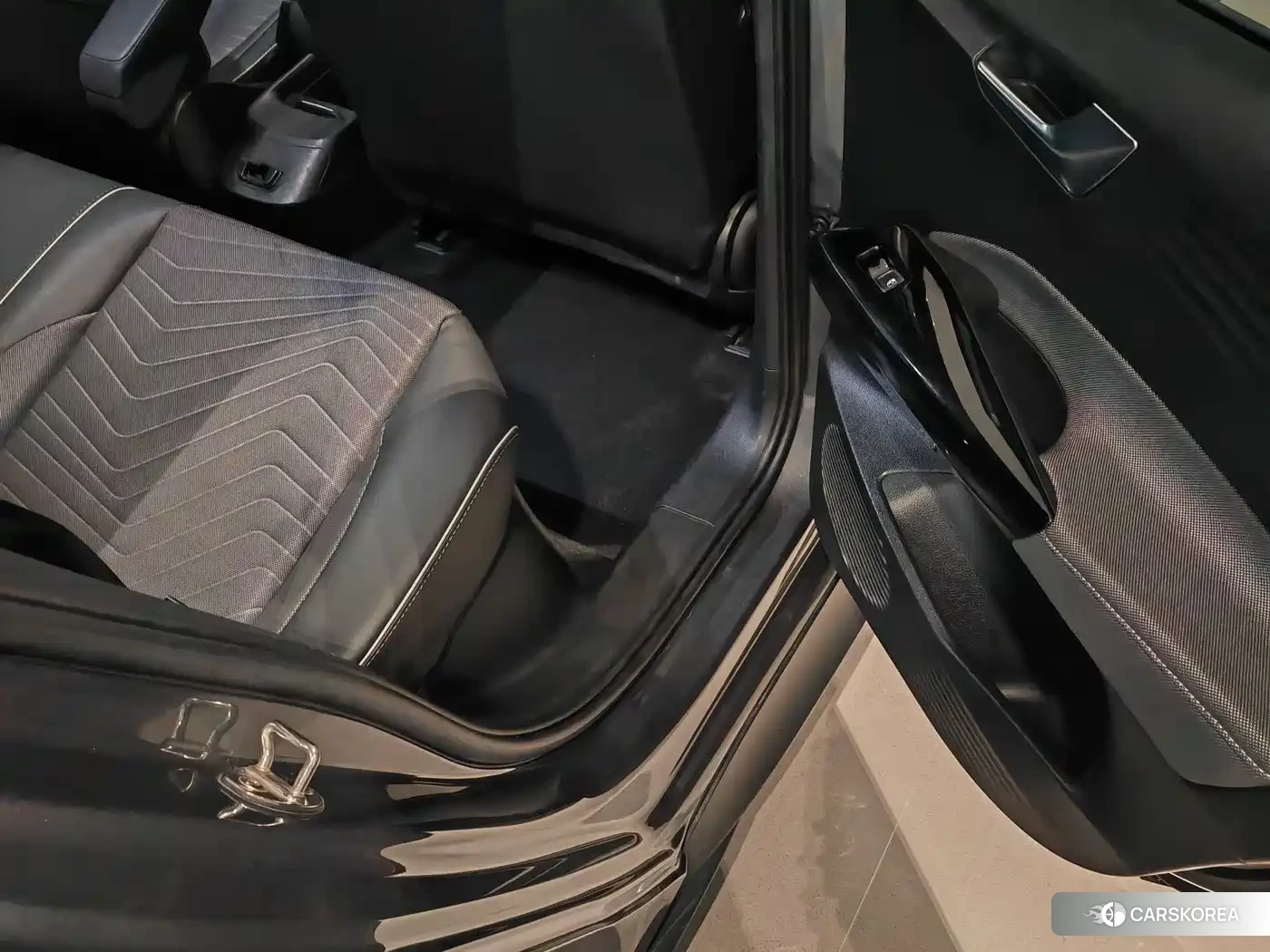 Volkswagen ID.3 2023 Silver/gray из Китая, фото 3