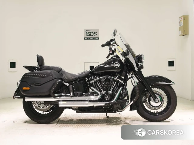 Harley-Davidson Softail Heritage Classic FLHC1750 2018 из Японии, фото 3
