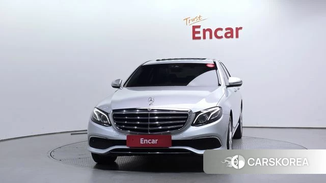 Mercedes-Benz E-Class W213 id 4465605 из Кореи 23