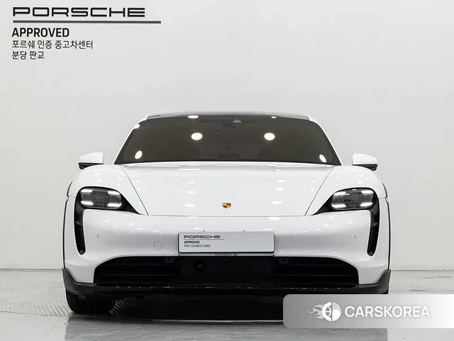 Porsche Taycan id 3739679 из Кореи 13