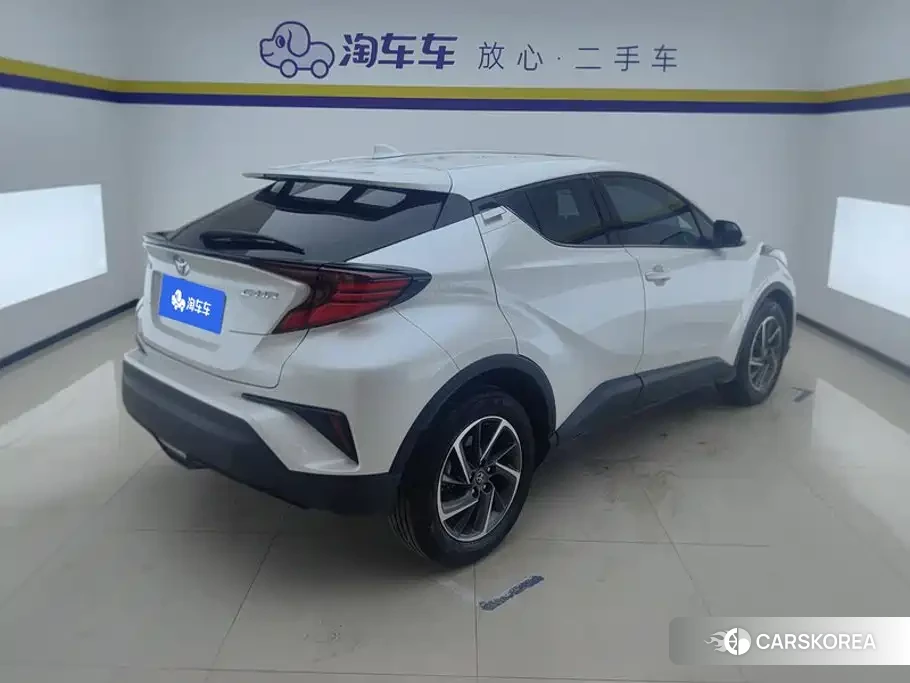 Toyota C-HR id 4674401 из Китая 9