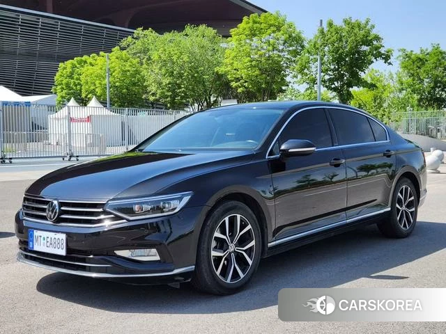 Volkswagen Magotan 2022 Черный из Китая, фото 3