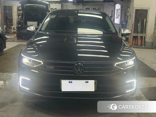 Volkswagen Magotan PHEV 2024 Черный из Китая, фото 3