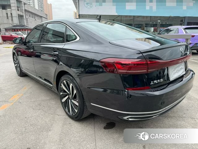 Volkswagen Passat 2024 Черный из Китая, фото 3