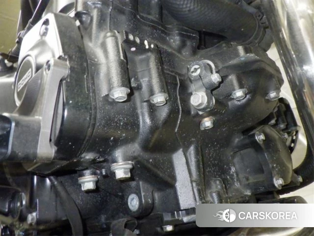 Engine photo