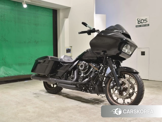 Harley-Davidson Road Glide ST FLTRXST1920 2023 из Японии