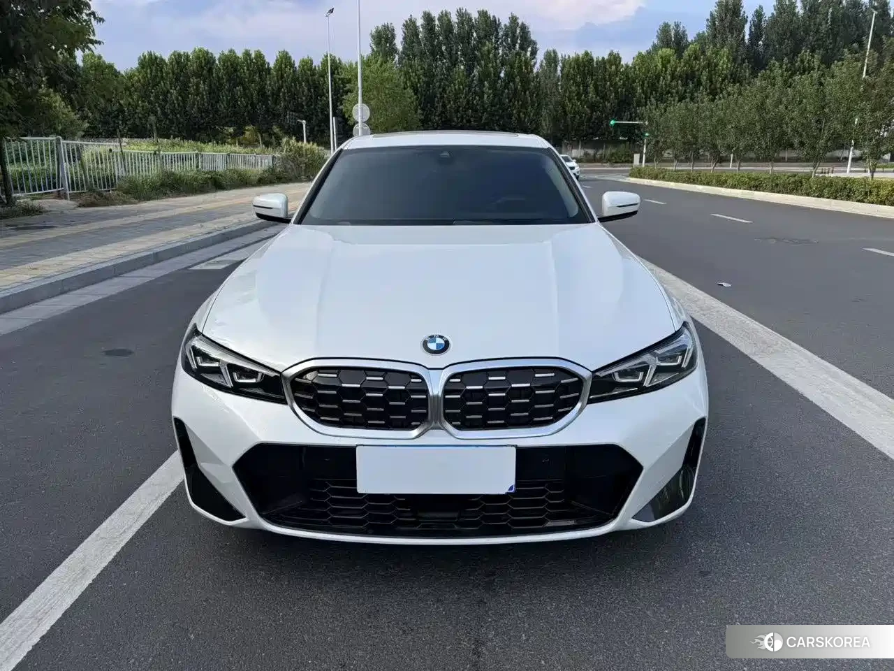 BMW 3 series 2025 Белый из Китая, фото 3