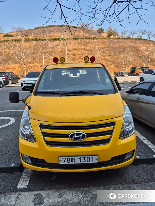 Hyundai The New Grand Starex 2018 Желтый из Кореи, фото 3