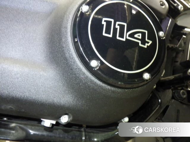 Engine photo
