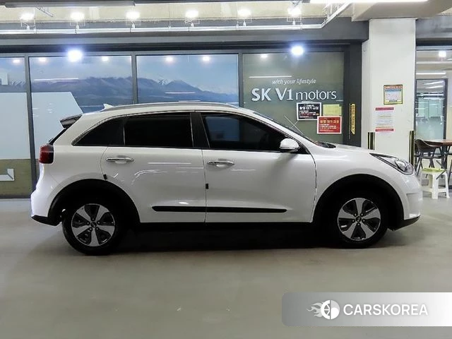 Kia Niro id 4384948 из Кореи 13