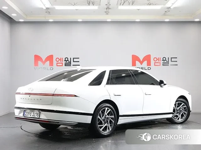 Hyundai Grandeur (GN7) id 3256836 из Кореи 13