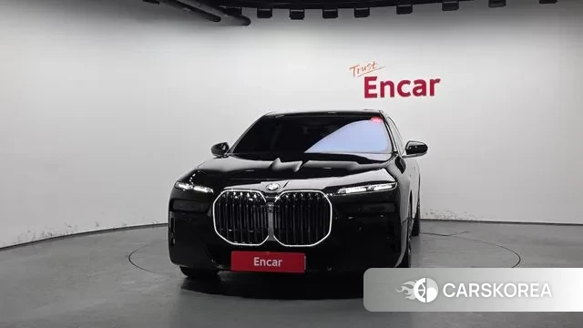 BMW 7 Series (G70) id 3684476 из Кореи 13