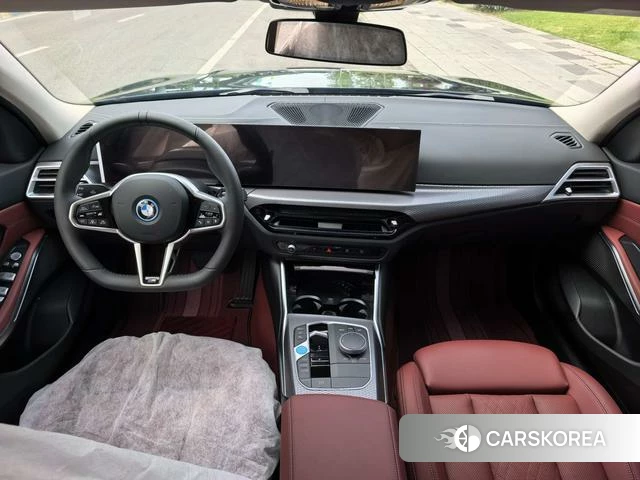 BMW i3 2026 Черный из Китая, фото 3