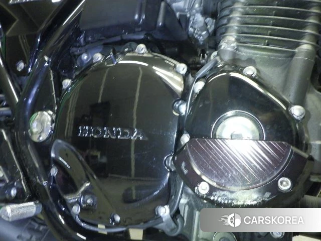 Engine photo