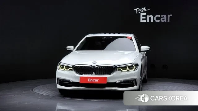 BMW 5 Series (G30) id 3434749 из Кореи 13