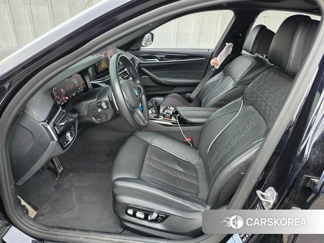 BMW 5 Series (G30) 2021 Черный из Кореи, фото 5