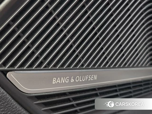 Audi A4L id 4365676 из Китая 22