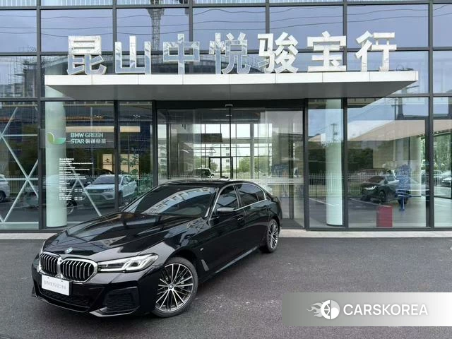 BMW 5 series 2024 Черный из Китая, фото 3