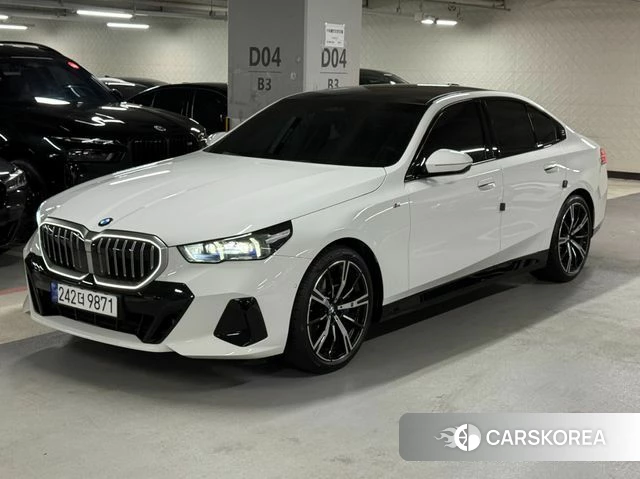 BMW 5 Series (G60) id 3850476 из Кореи 13